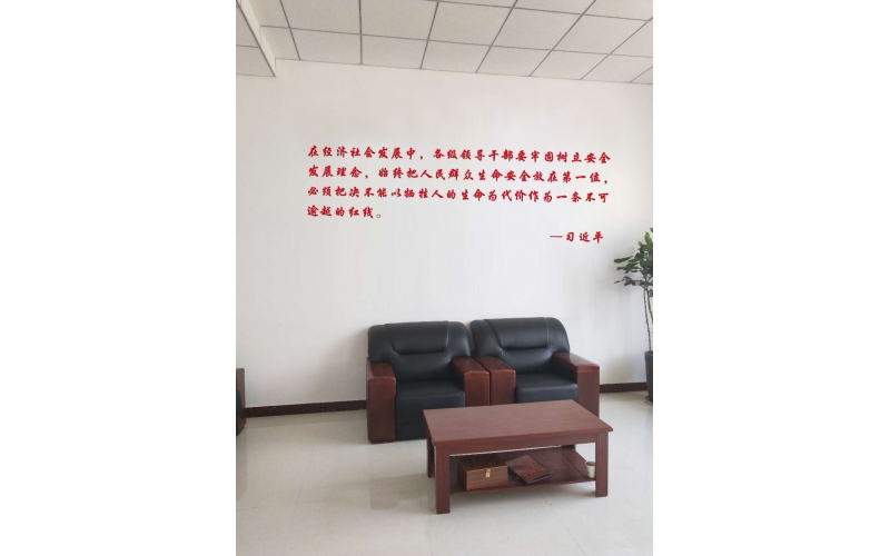 企業(yè)歡迎墻、拍照墻、宣傳展板、導視系統(tǒng)等物料延伸設計